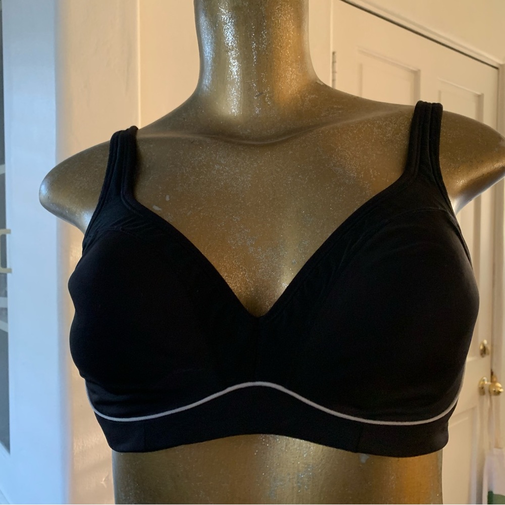 Natori sports bra 34C black